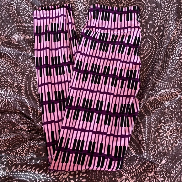 LuLaRoe piano keys leggings - Picture 4 of 4